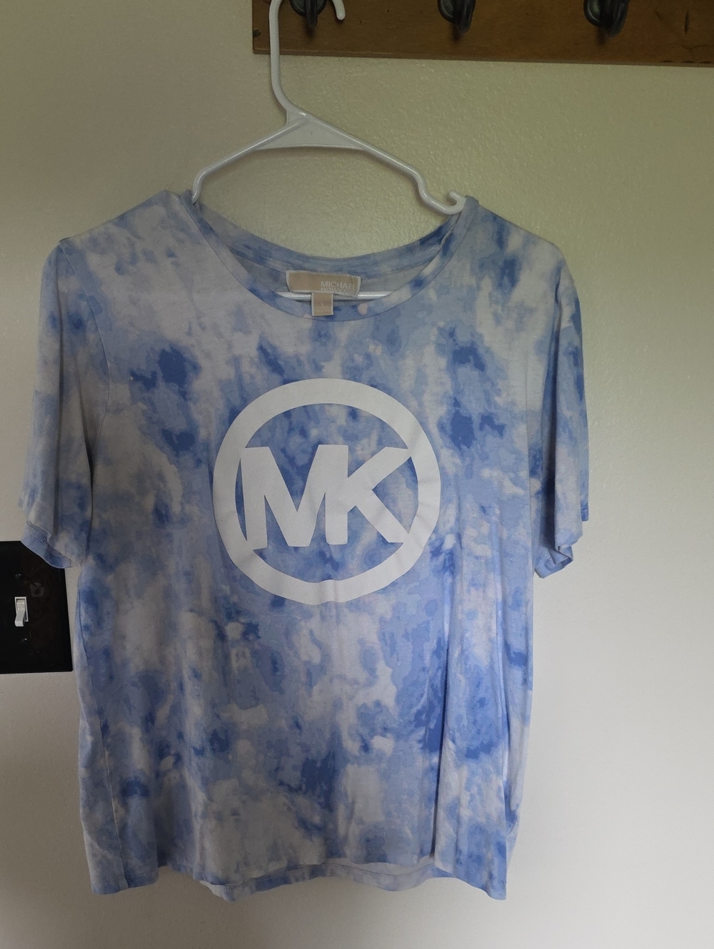 Michael Kors Light Blue and White Tie-Dye MK Logo Tee Sz Large